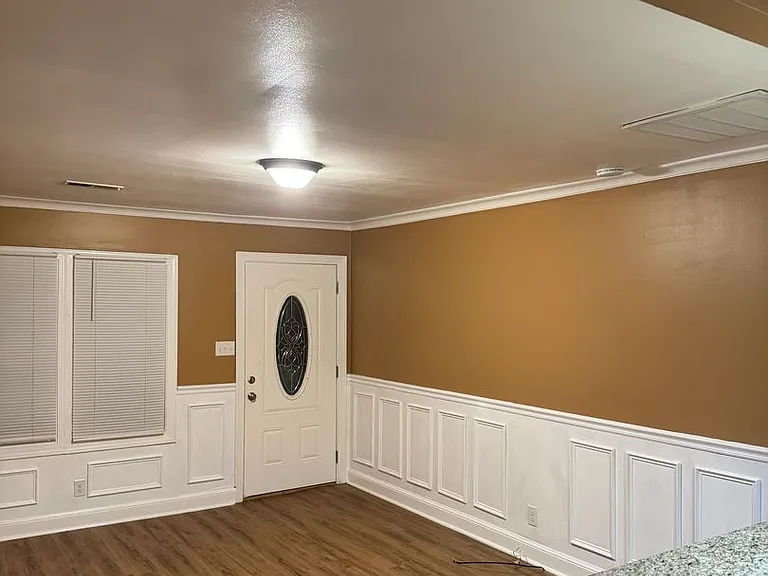 1309 Hoke St — Photo 4