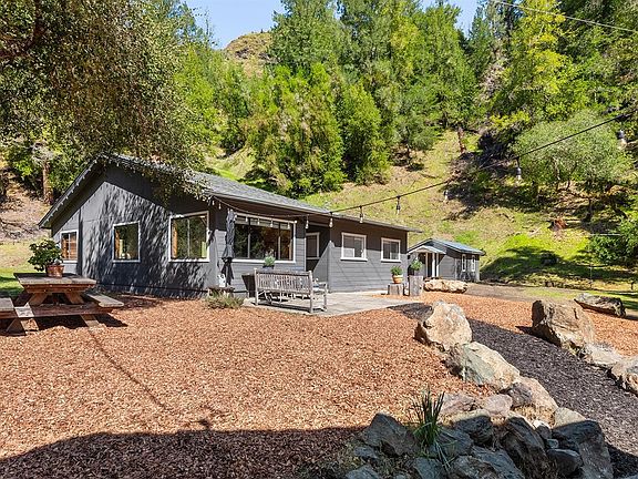 4th image of 22349 King Ridge Road