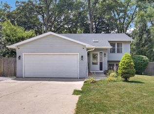 11124 268th Ave, Trevor, WI 53179