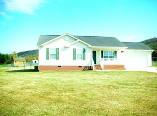 148 Green Valley Dr, Rock Spring, GA 30739