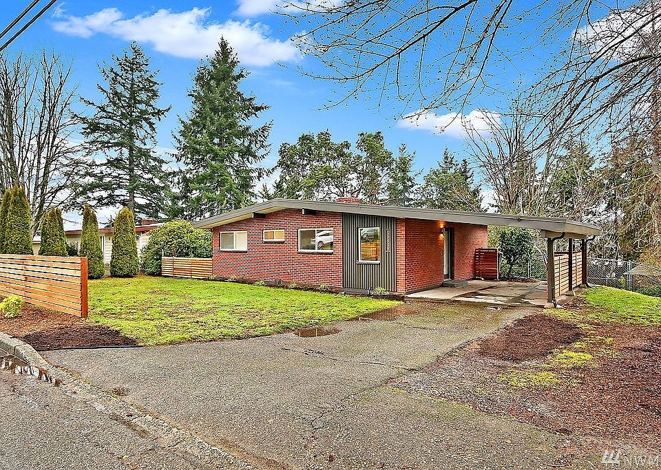 1st image of 15418 SE 38th St