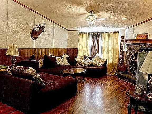 5th image of 13 McGinnis Ln