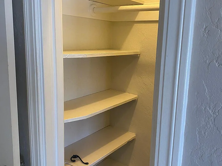 Walk-in closet
