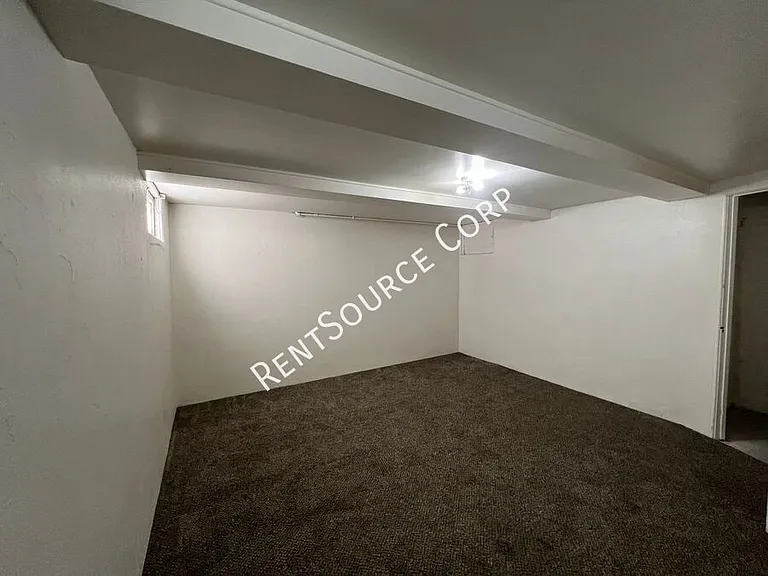 100 E Fredricks St #V — Photo 25