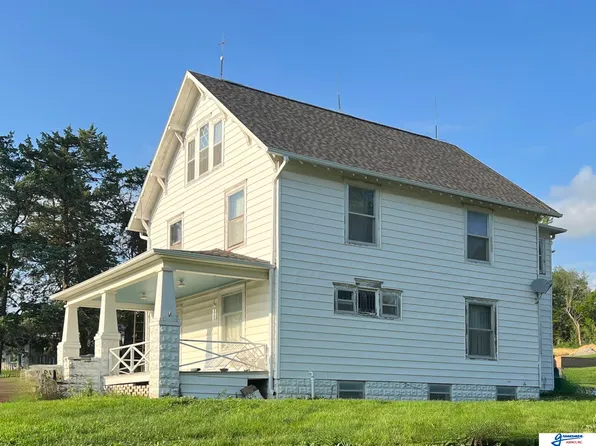 403 Oak St, Steinauer, NE 68441
