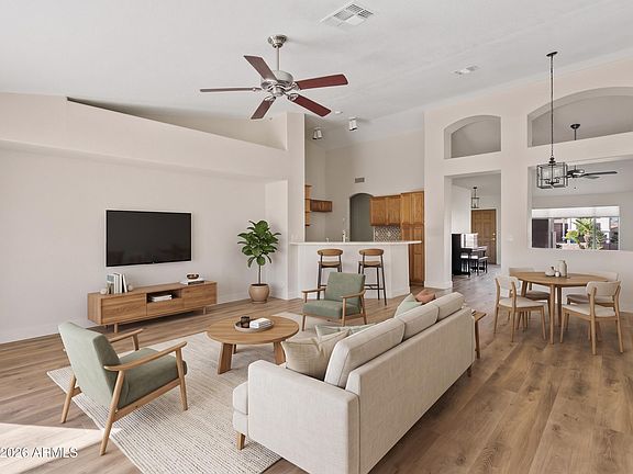 2nd image of 1021 E LINDA Lane