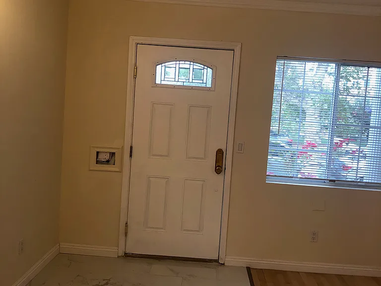 616 N Sycamore Ave #1 — Photo 22