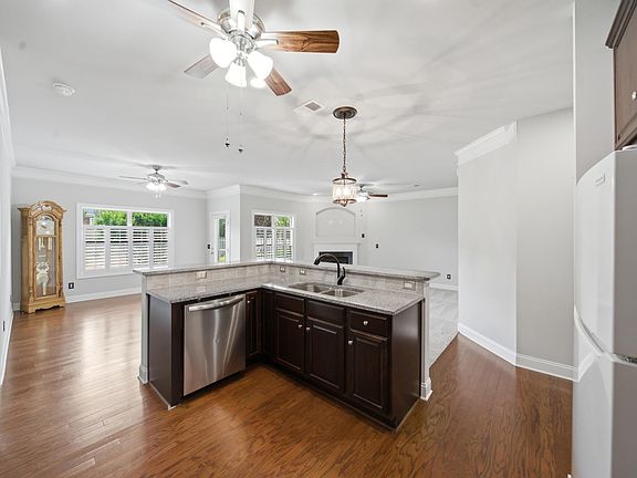 4th image of 517 Windjammer Ln