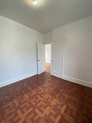 Rented by The Brokerage Group LLC | media 33