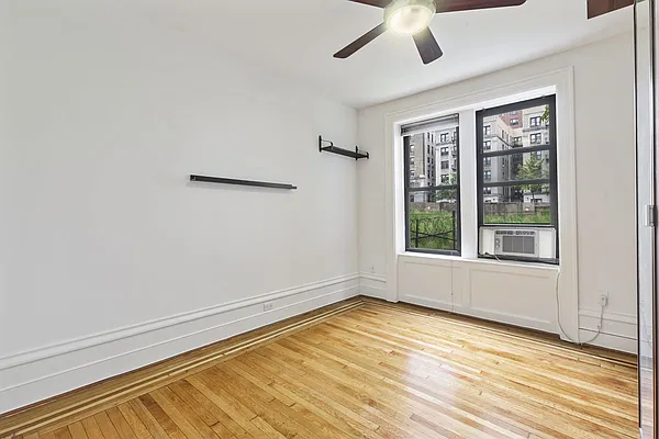 Rented by Green Leaf Management, LLC | media 2