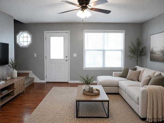 4th image of 160 Silver Maple Cir SW