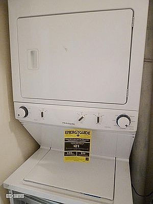 2nd image of 204 Saint Nicholas Ave APT 6