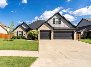720 Via Sangro Rd, Springdale, AR 72762