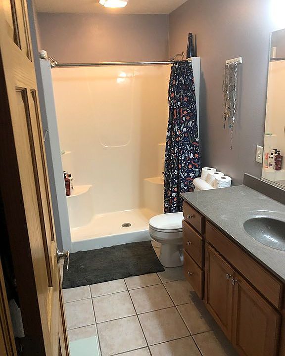 2nd image of 5090 175th St