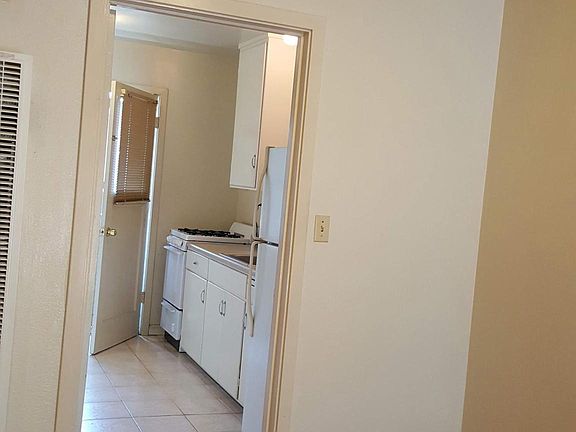3rd image of 999 Dana Ave APT 6