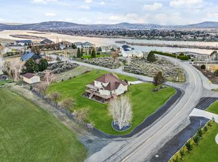 21 Alta Ln, Pasco, WA 99301