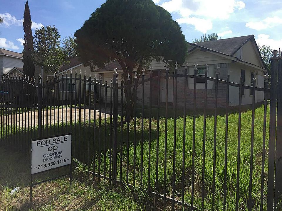 1st image of 12915 Grovemill Dr
