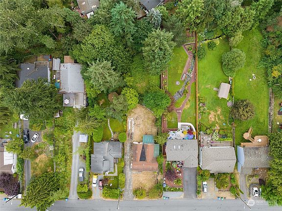 4th image of 19054 18th Avenue NE