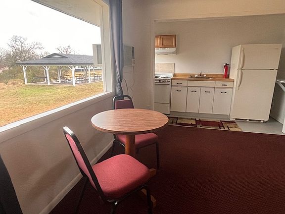 3rd image of 2 Crestline Dr #245