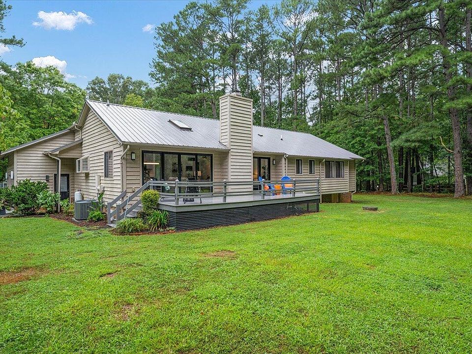 2nd image of 116 Mel Oak Dr