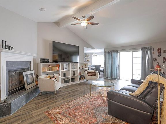 2nd image of 11305 Minor Dr APT 4