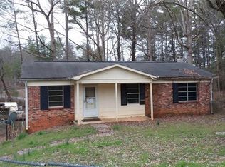 208 Edgewood Cir, Morganton, NC 28655