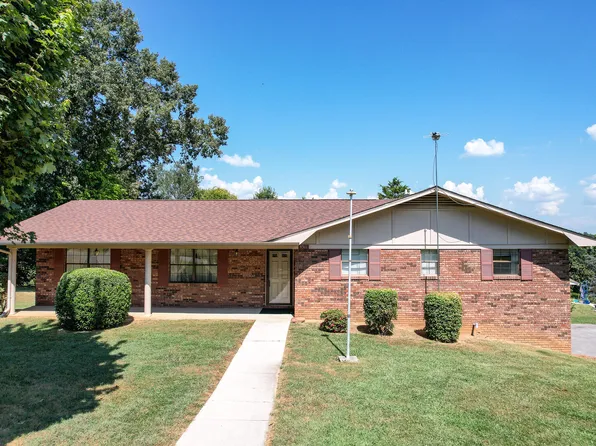 4511 Birchwood Cir, Morristown, TN 37814