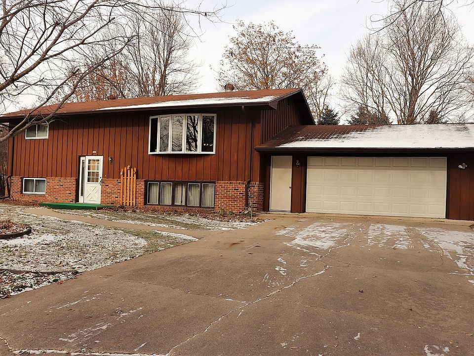 1st image of 309 5th Ave NE