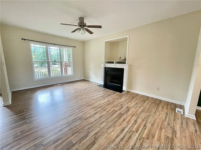 675 Omaha Dr — Photo 8