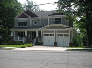 2607 N Upshur St, Arlington, VA 22207
