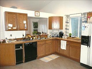 5th image of 3401 Woodside Ct NE