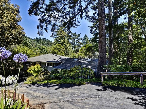 3rd image of 140 Montclair Dr