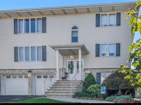 533 1st St Floor 2, Carlstadt, NJ 07072