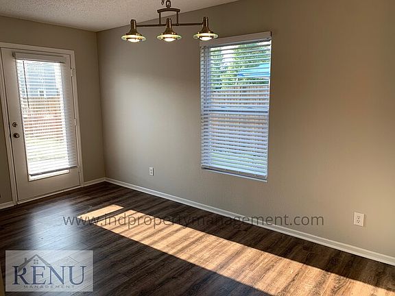 4th image of 15272 Beam St