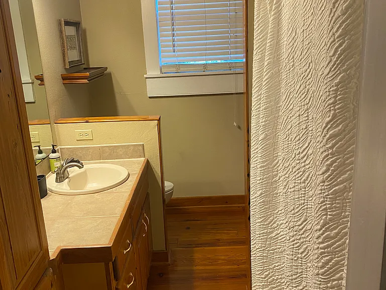 1662 Letitia St — Photo 9