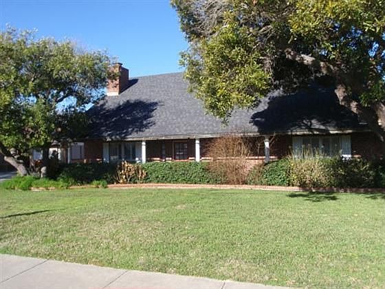 2nd image of 3402 Tahiti Dr