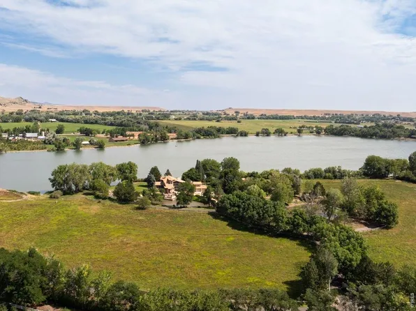 7007 Rozena Dr, Longmont, CO 80503