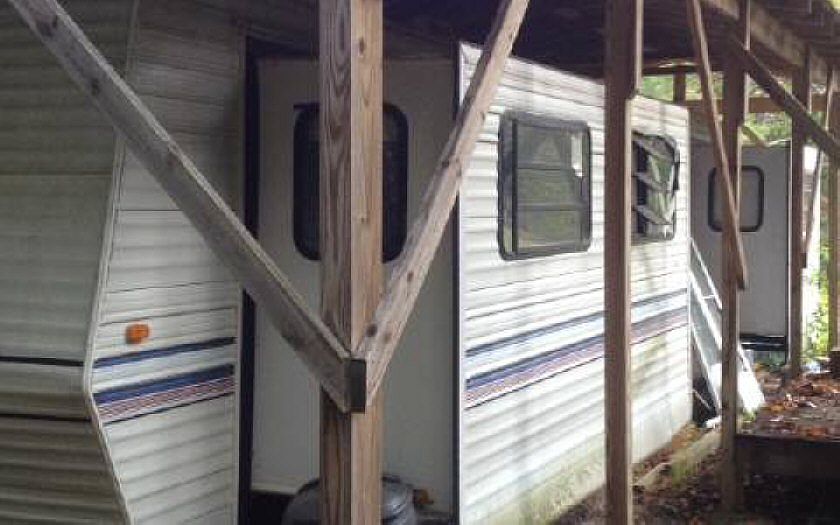 2nd image of 922 Laurel Branch Rd