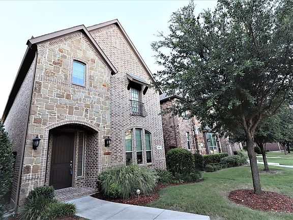 2nd image of 221 Carrington Ln