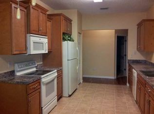33 Columbia Ln, Palm Coast, FL 32137