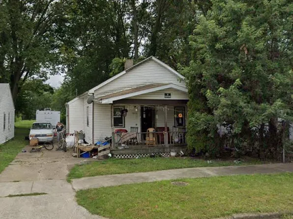 1135 E Locust St, Decatur, IL 62521