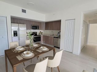 840 NW 207th St #981, Miami, FL 33169