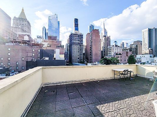 3rd image of 115 Lexington Ave #6D