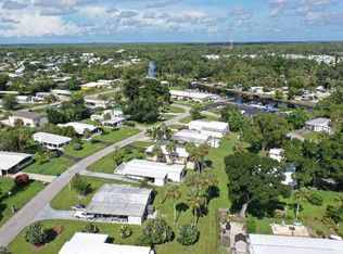 19 Derhenson Dr, Naples, FL 34114