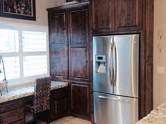 4th image of 1805 Southview Dr