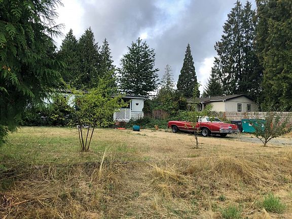 2nd image of 20813 93rd St E
