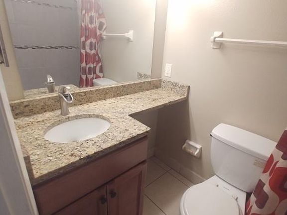 3rd image of 4902 W Gandy Blvd