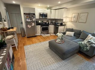 99 Cogswell Ave #2, Cambridge, MA 02140