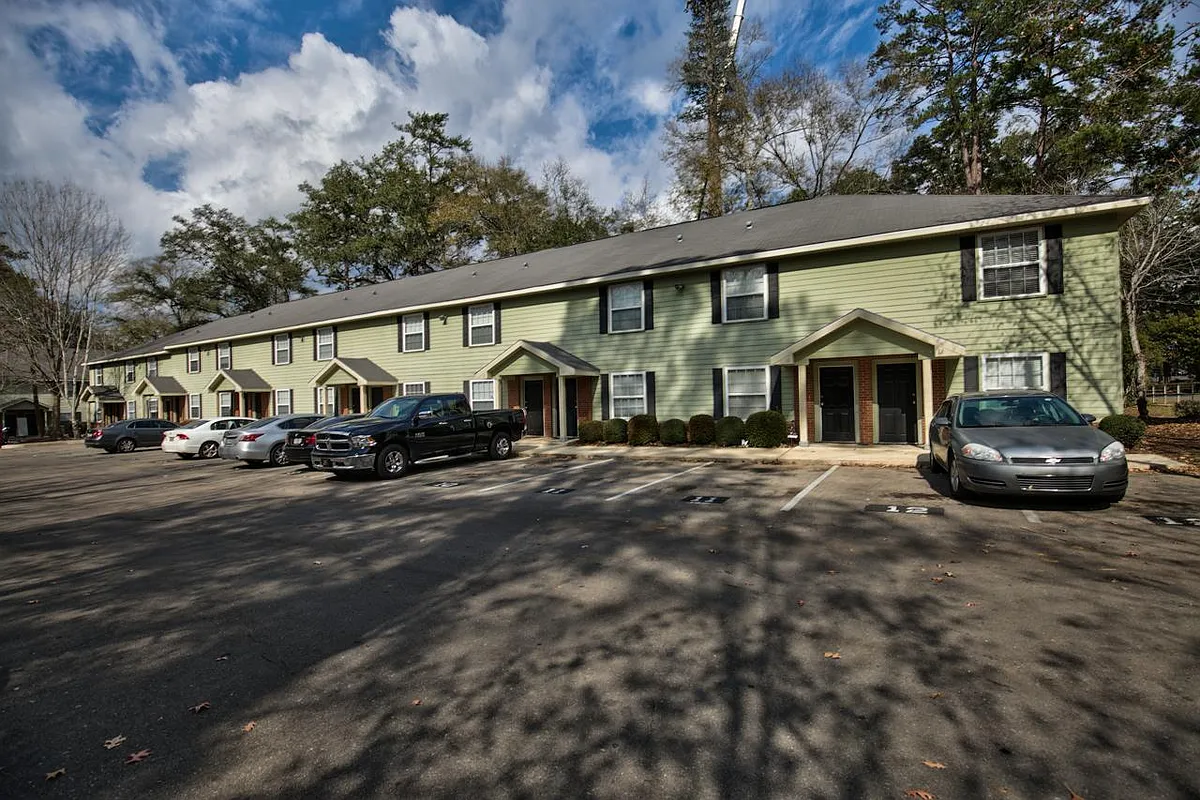Building Photo - 226 Columbia Dr #14