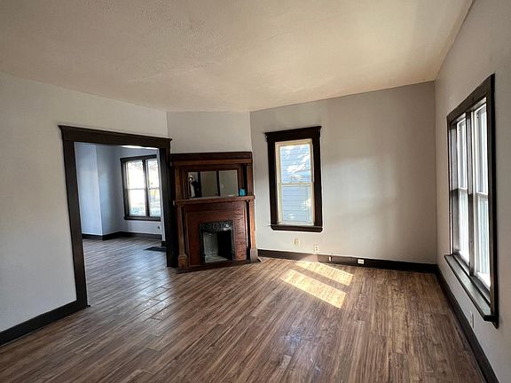 3rd image of 1871 E 29th St